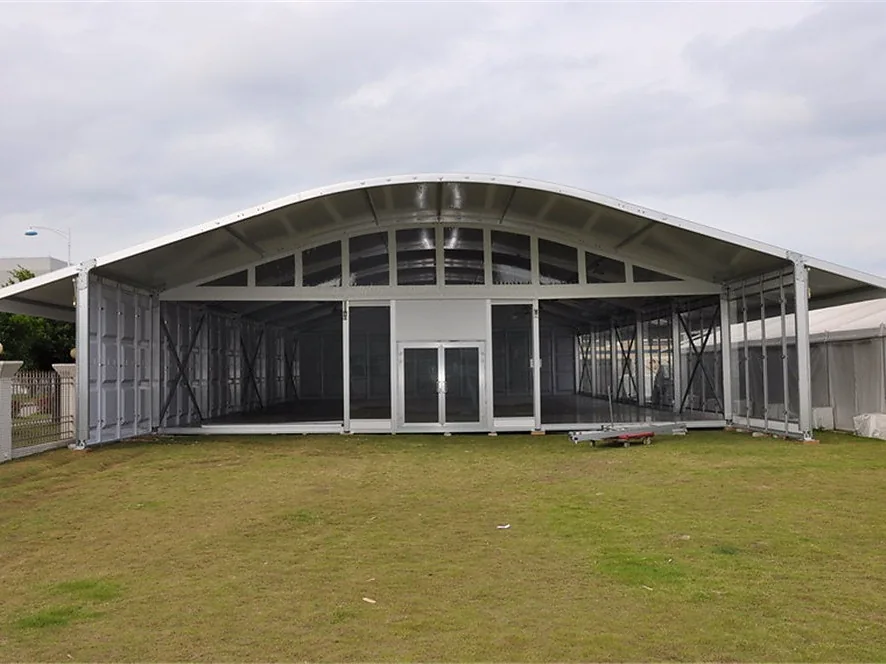 04-arcum-tent-02