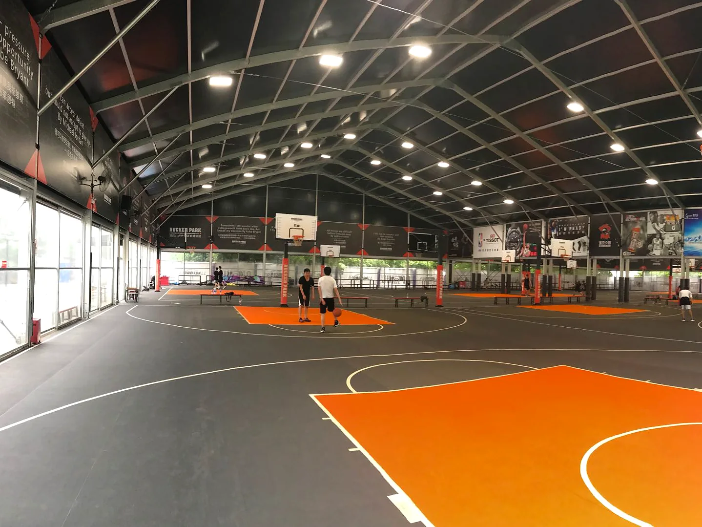 17-sports-tent-03