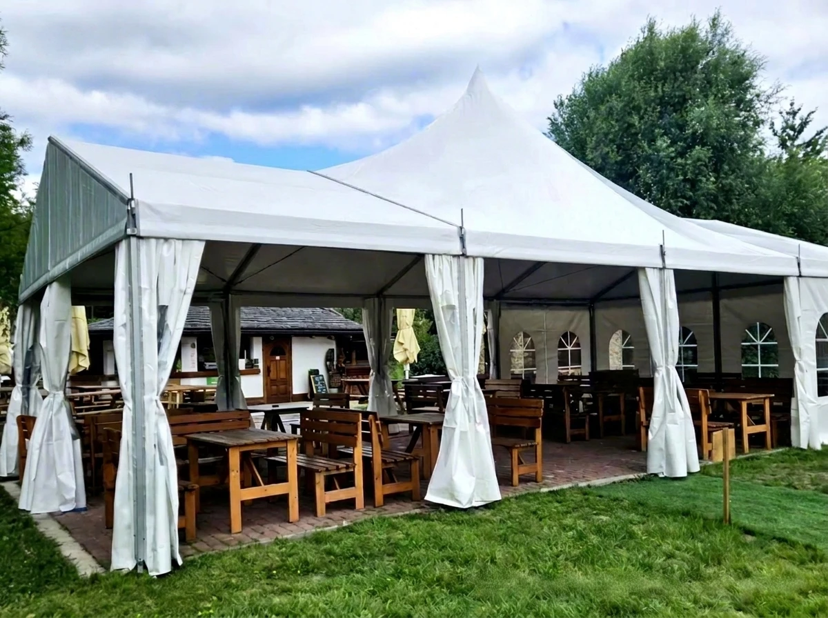 6.High Peak Tent